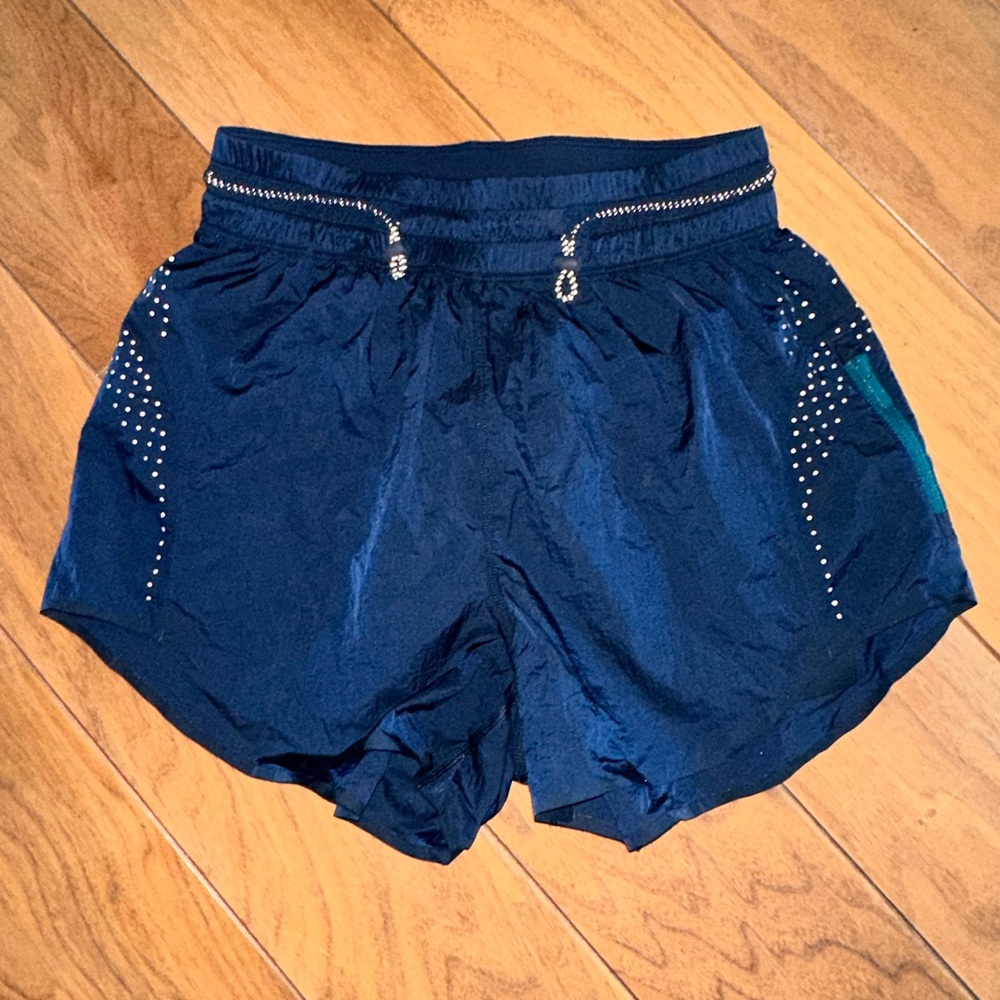 Lululemon Roksanda shorts.